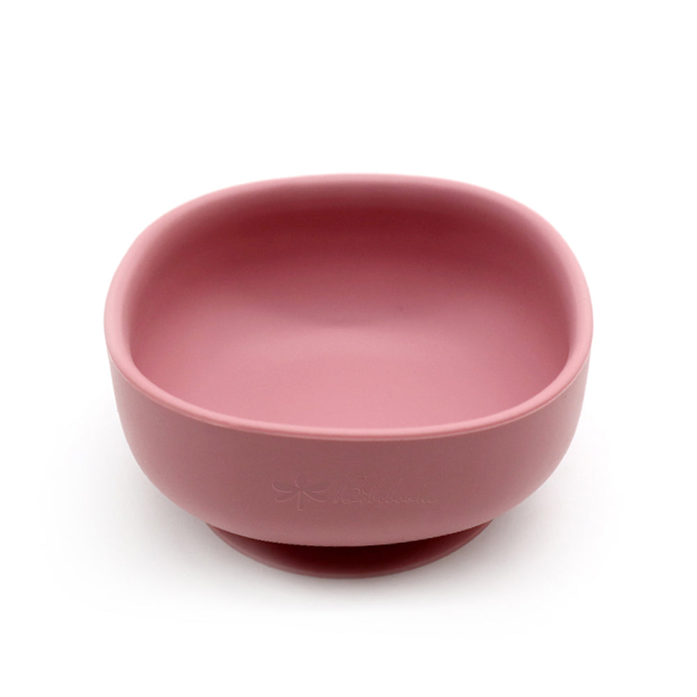 La base con ventosa garantisce massima stabilità, mentre il design ergonomico e i materiali sicuri. Perfetta per porzioni più solide o combinate. Silicone alimentare certificato LFGB/FDA.

English:
The suction base ensures maximum stability, while the ergonomic design and safe materials provide added security. Perfect for more solid or mixed portions. LFGB/FDA certified food-grade silicone.